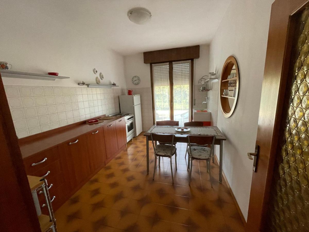 Appartamento Lucia Torbole Sul Garda Екстериор снимка